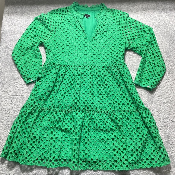 J. Crew Women Medium Green Eyelet Lace Tiered Mini Dress Long Sleeve V-Neck - www.buildwithchirag.com J. Crew Women Medium Green Eyelet Lace Tiered Mini Dress Long Sleeve V-Neck - www.buildwithchirag.com